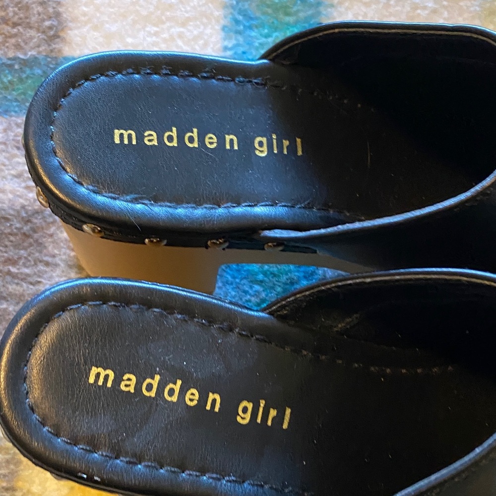 Madden Girl Black and Tan Studded Platform Mules - Picture 2 of 7